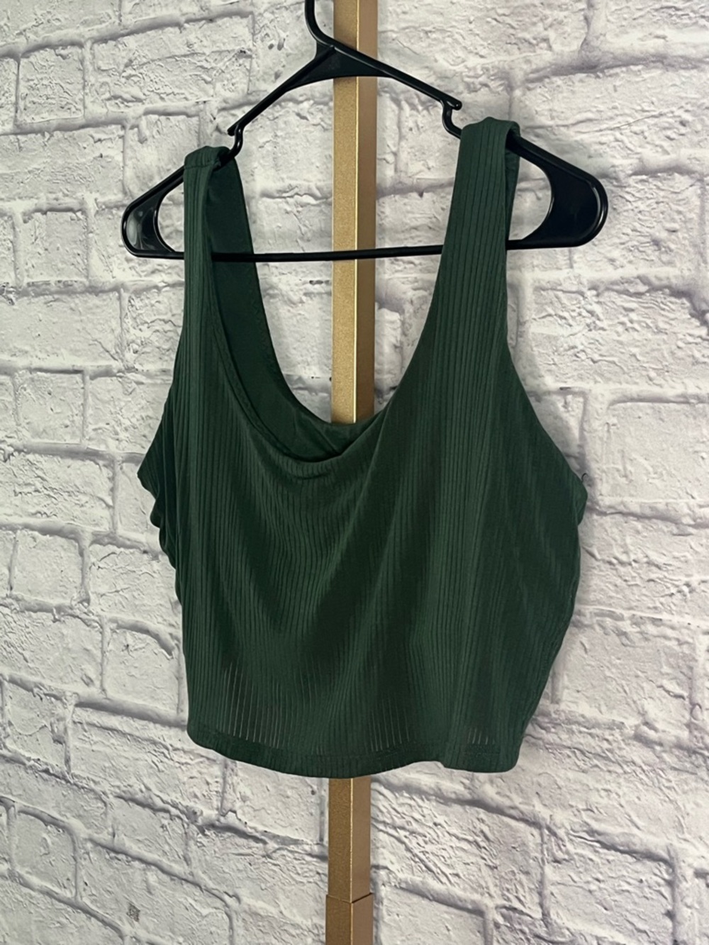 Aerie Women's Ribbed Green Modal Cropped Active Tank Top Size XL